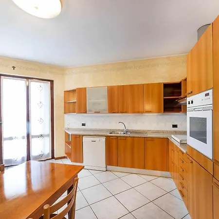 Apartment Ca' Del Bel - Vicino Dal Centro Garda, A/c, Wifi Garda (Verona)